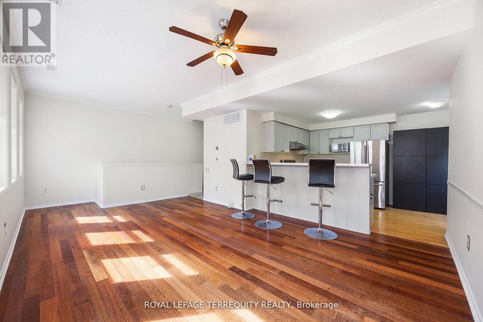 #129 760 LAWRENCE AVENUE W - 3