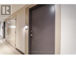 826 - 7 Golden Lion Heights, Toronto, ON M2M0C1 Photo 13