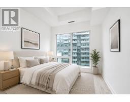 826 - 7 Golden Lion Heights, Toronto, ON M2M0C1 Photo 6