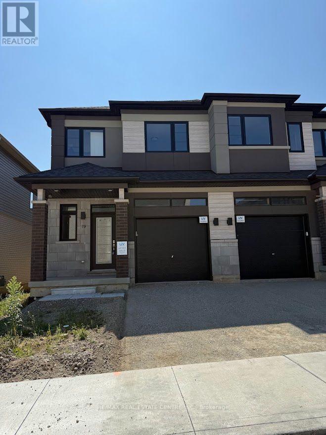 79 - 660 COLBORNE STREET W