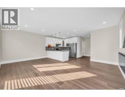 610 Thirteenth Street, New Westminster, BC V3M4M2 Photo 14