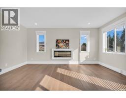 610 Thirteenth Street, New Westminster, BC V3M4M2 Photo 17
