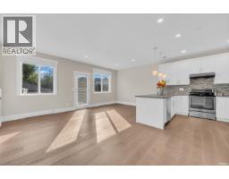 610 Thirteenth Street, New Westminster, BC V3M4M2 Photo 18