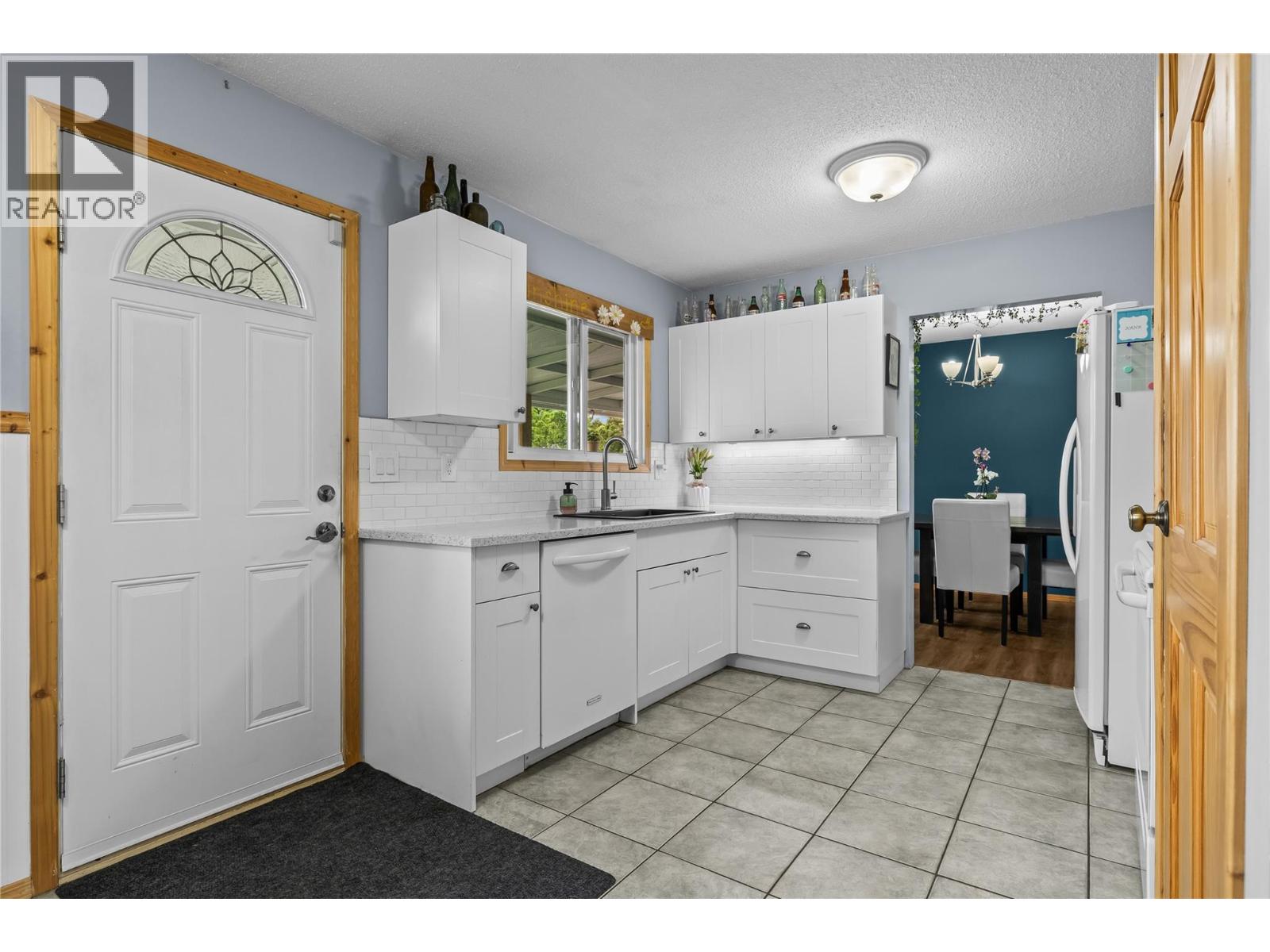 340 Adventure Road - 14