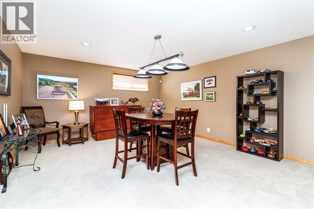 111 Adams Close - Photo 33