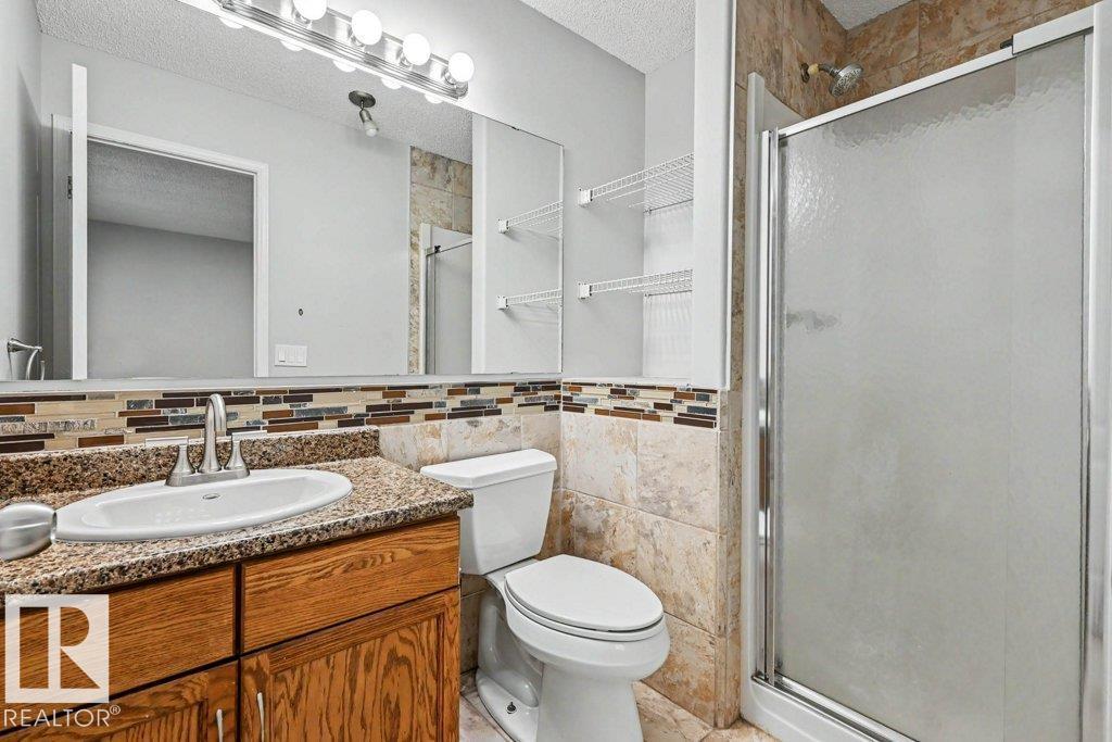 10 Oakridge DR N - Image 26