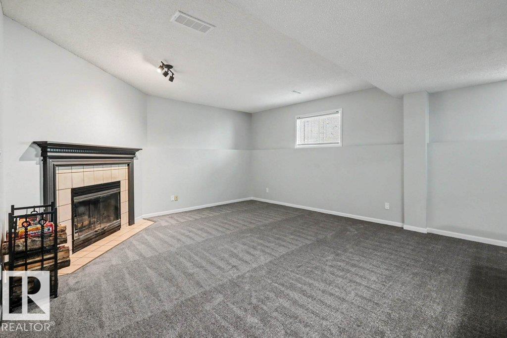 10 Oakridge DR N - Image 39