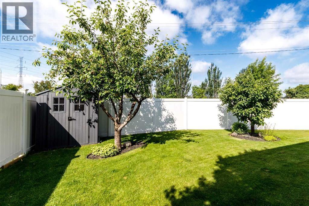 111 Adams Close - Photo 44