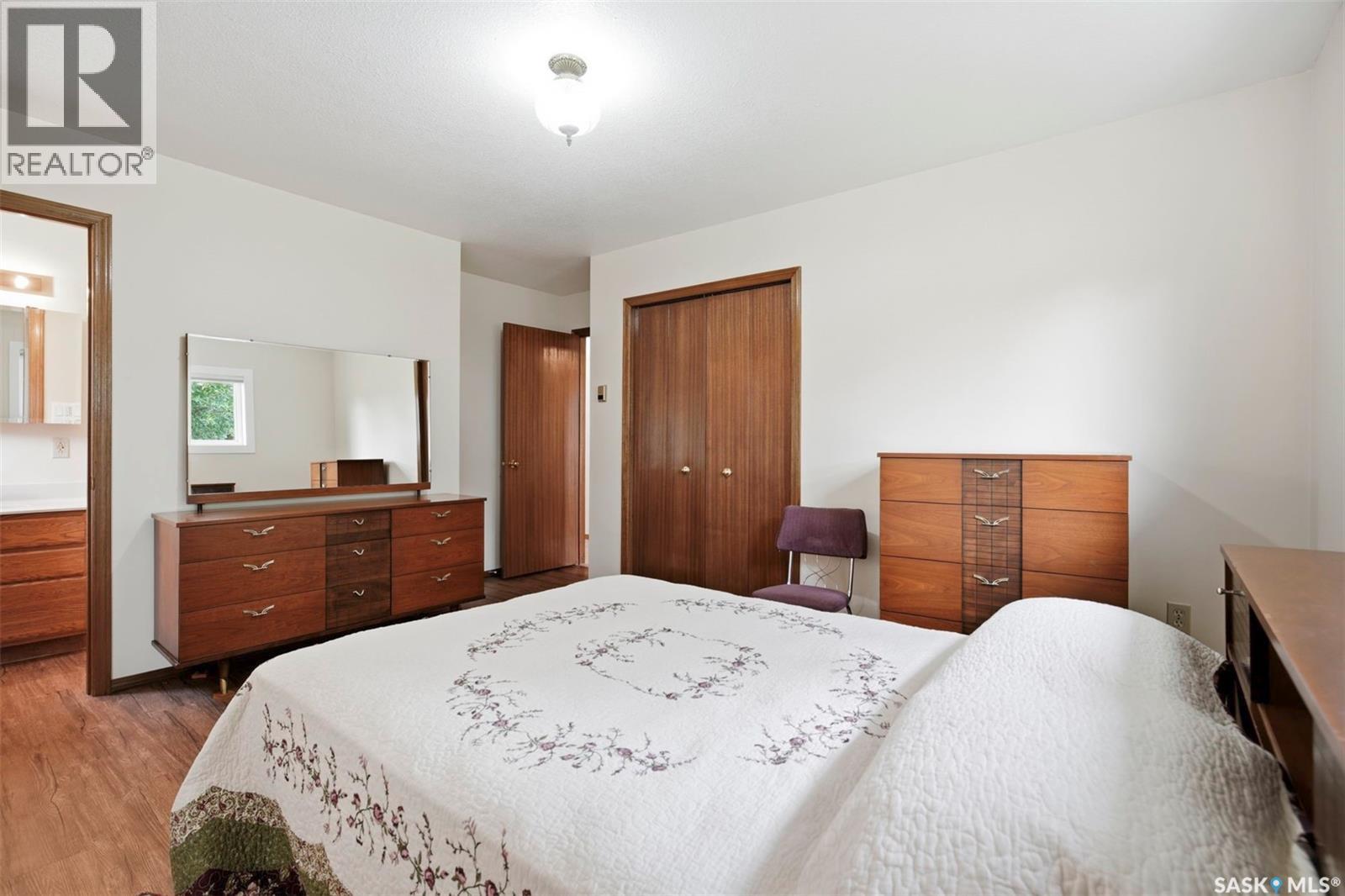 139 Wright CRESCENT - 16
