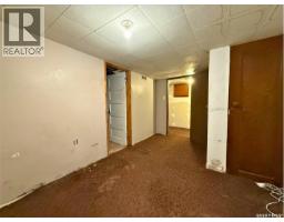 562 Athabasca Street W, Moose Jaw, SK S6H2C6 Photo 24