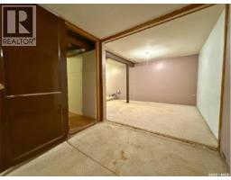 562 Athabasca Street W, Moose Jaw, SK S6H2C6 Photo 27