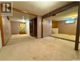 562 Athabasca Street W, Moose Jaw, SK S6H2C6 Photo 28