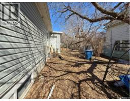 562 Athabasca Street W, Moose Jaw, SK S6H2C6 Photo 36