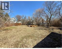 562 Athabasca Street W, Moose Jaw, SK S6H2C6 Photo 40