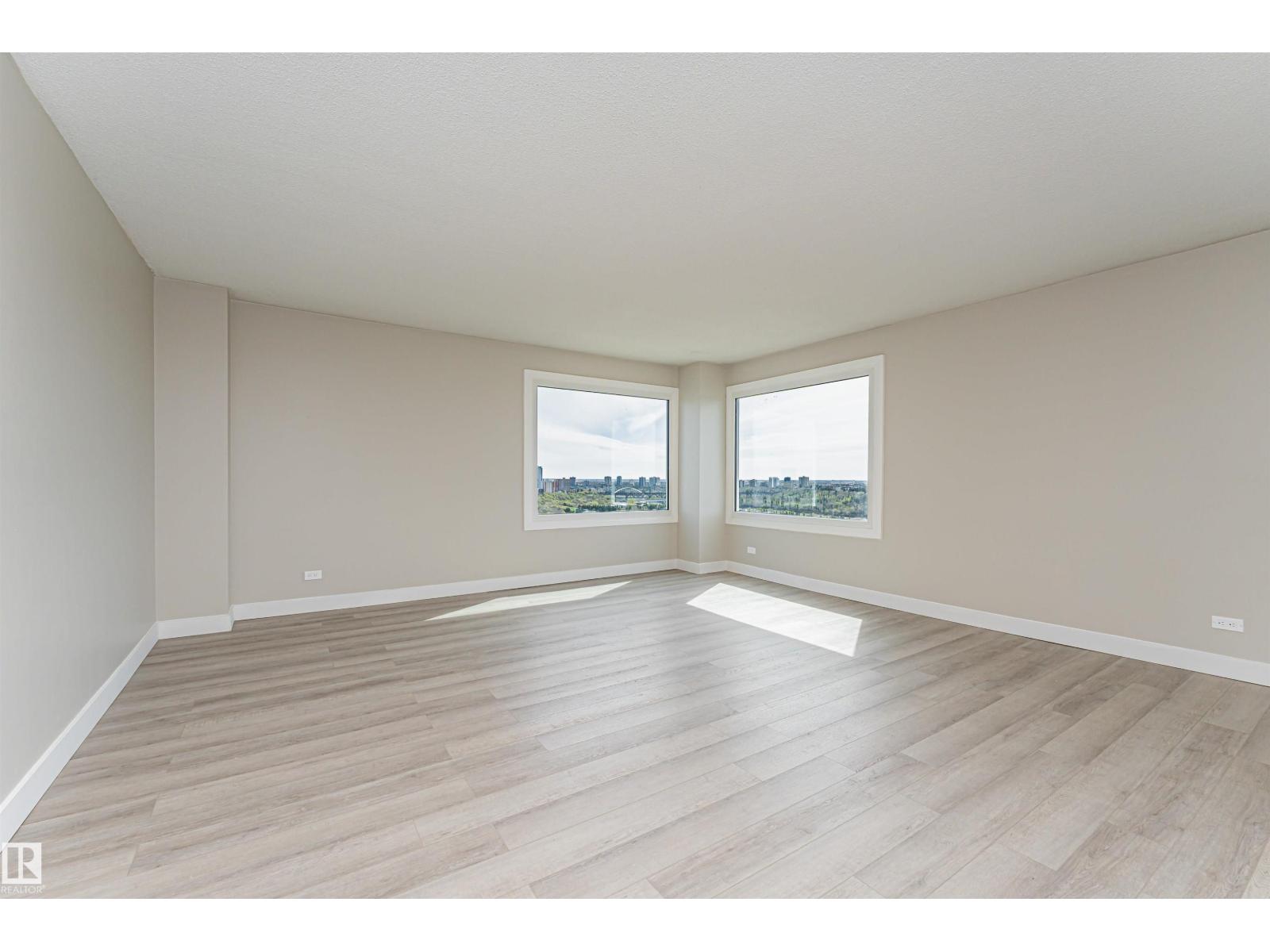 #1806 12303 JASPER AV NW - 31