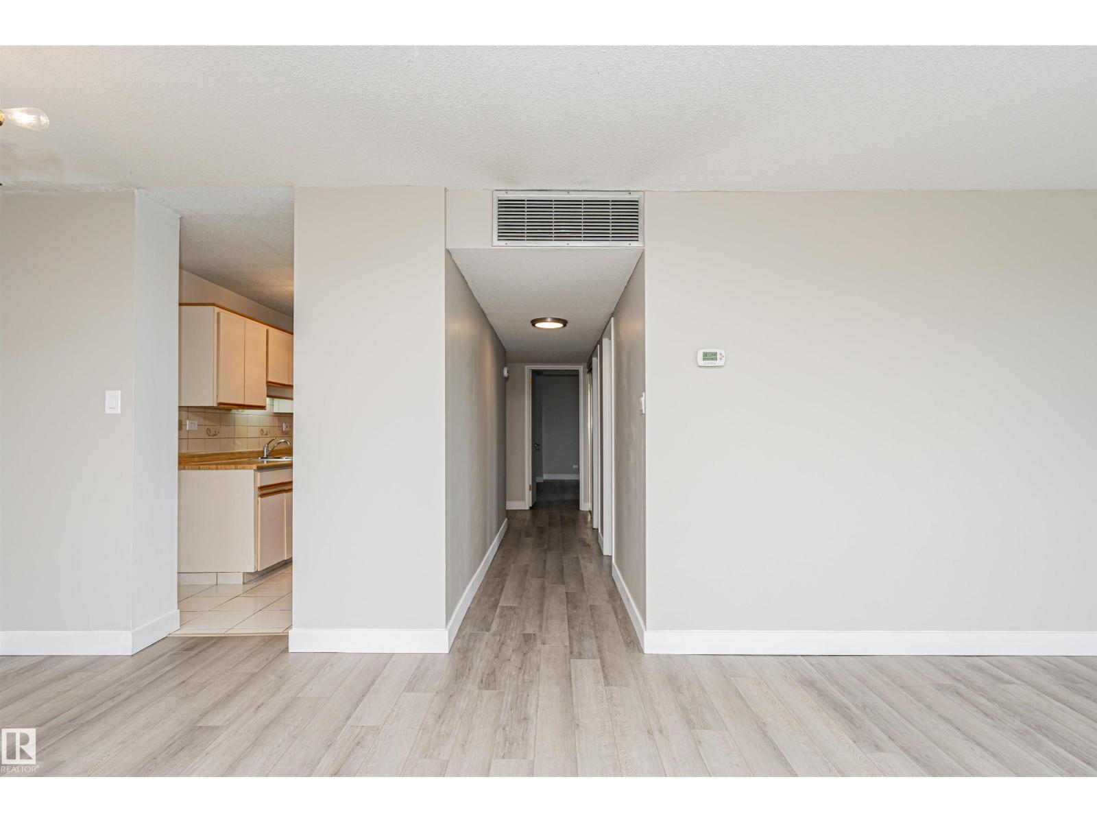 #1806 12303 JASPER AV NW - 35