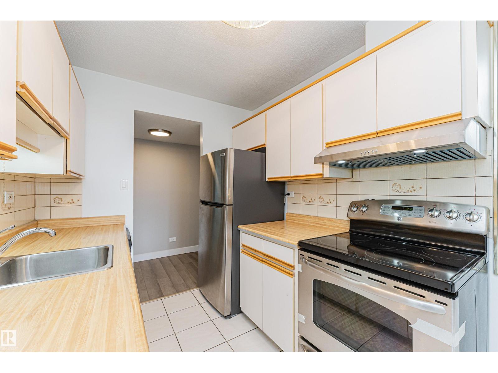 #1806 12303 JASPER AV NW - 20