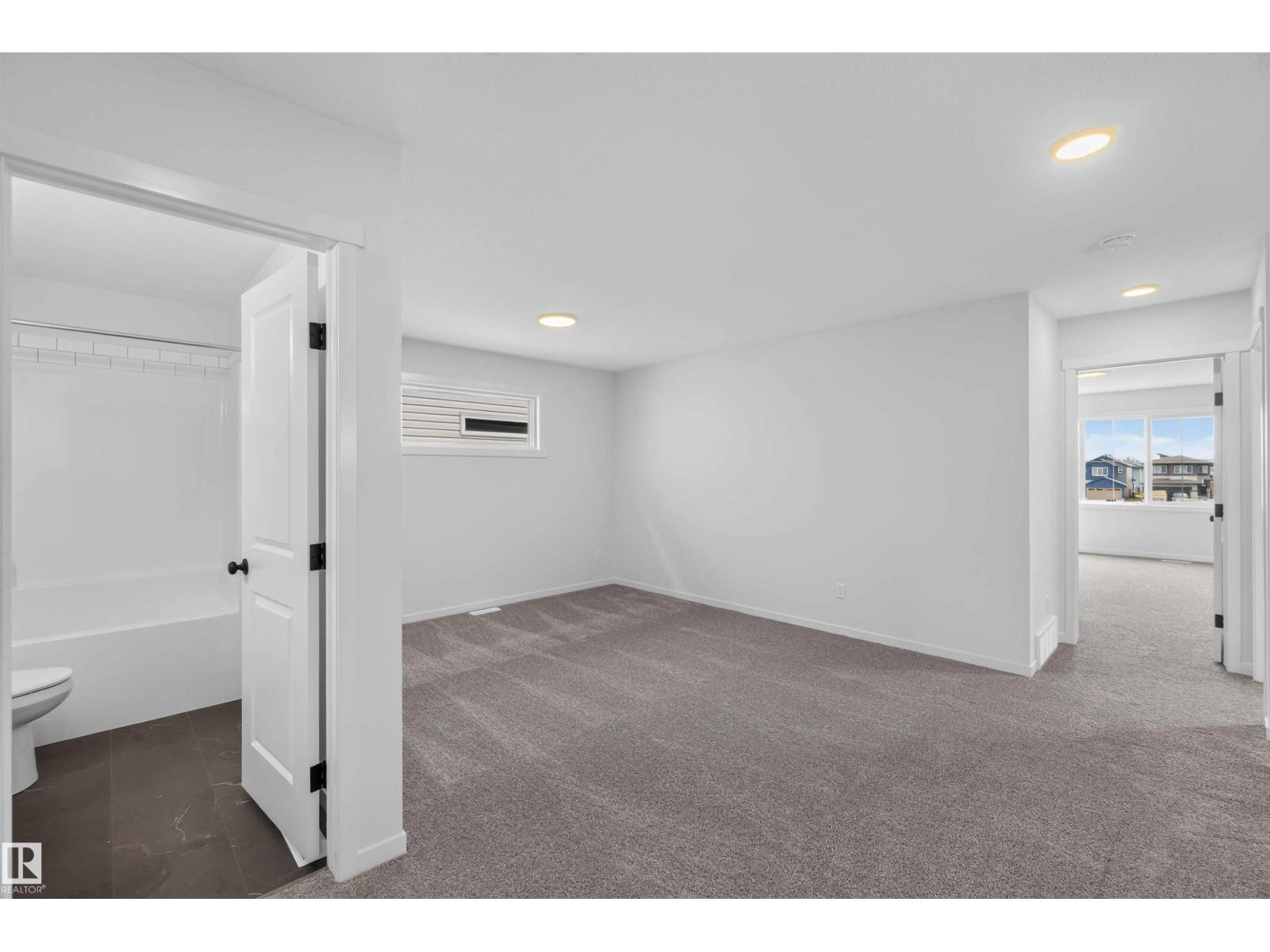 5 EMERSON LD - Image 28