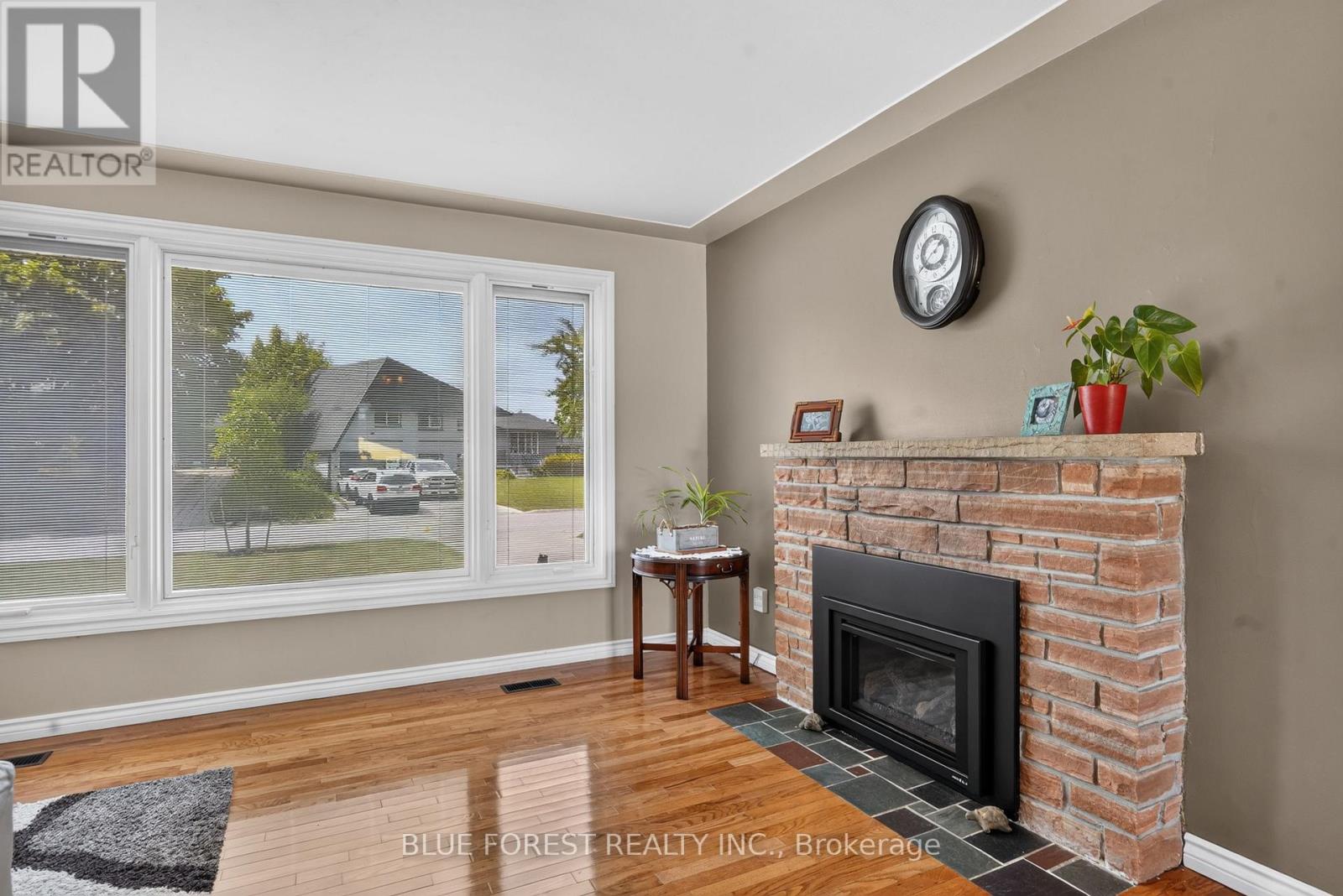 926 EAGLE CRESCENT - Image 6