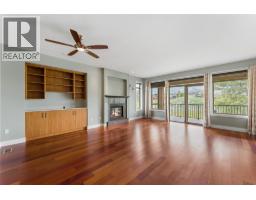2160 Serrento Lane, Westbank, BC V4T3G3 Photo 17