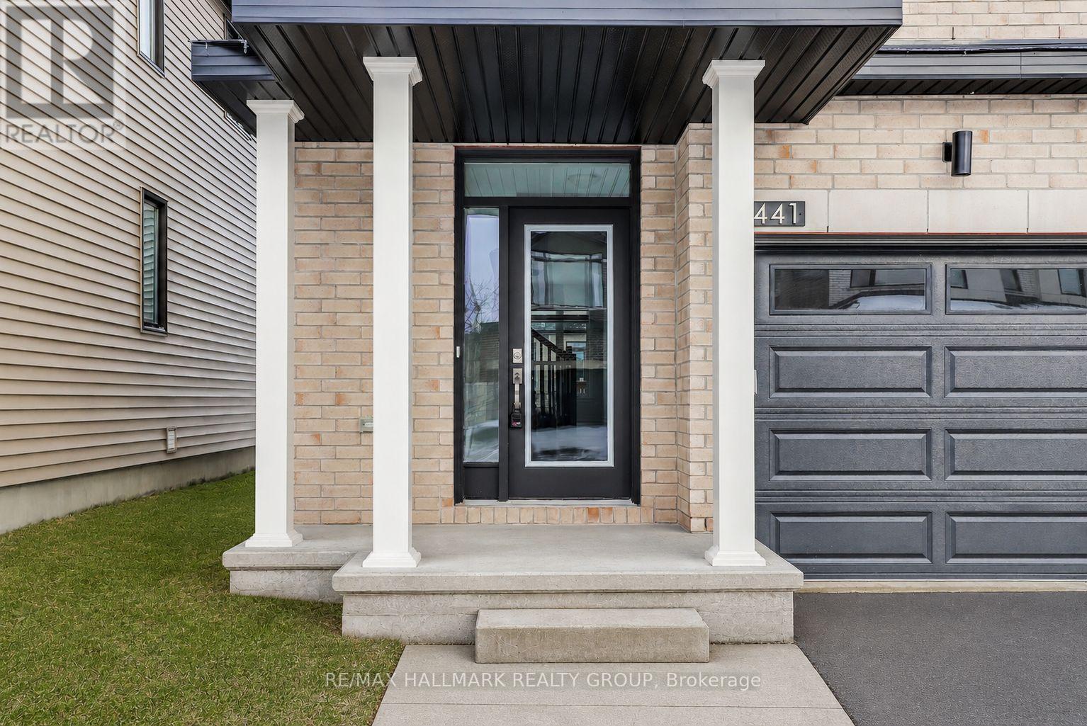 3 Bed, 3 Bath House for Rent in Ottawa – 441 TURMERIC COURT, Ottawa – MLS# X13654086 - Image 2