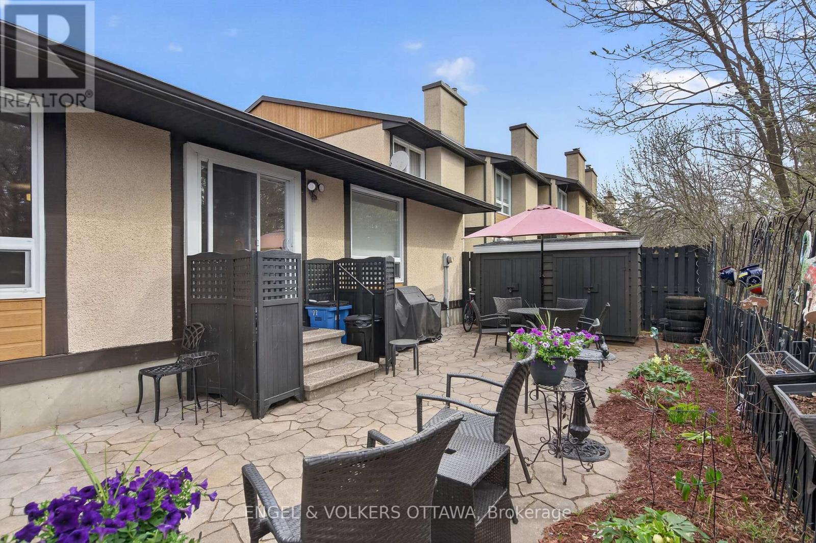 #77 3344 UPLANDS DRIVE - 31