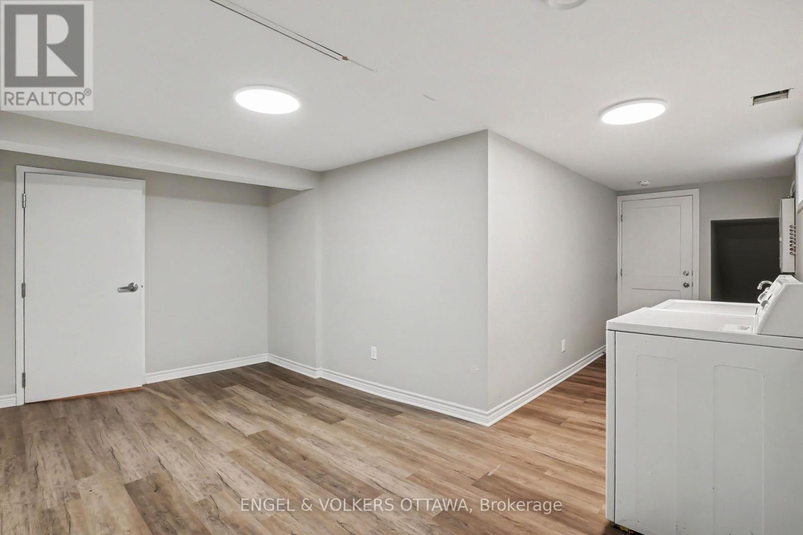 3 Bed, 1 Bath House for Rent in Ottawa – 524 PENHILL AVENUE, Ottawa – MLS# X13654136 - Image 15