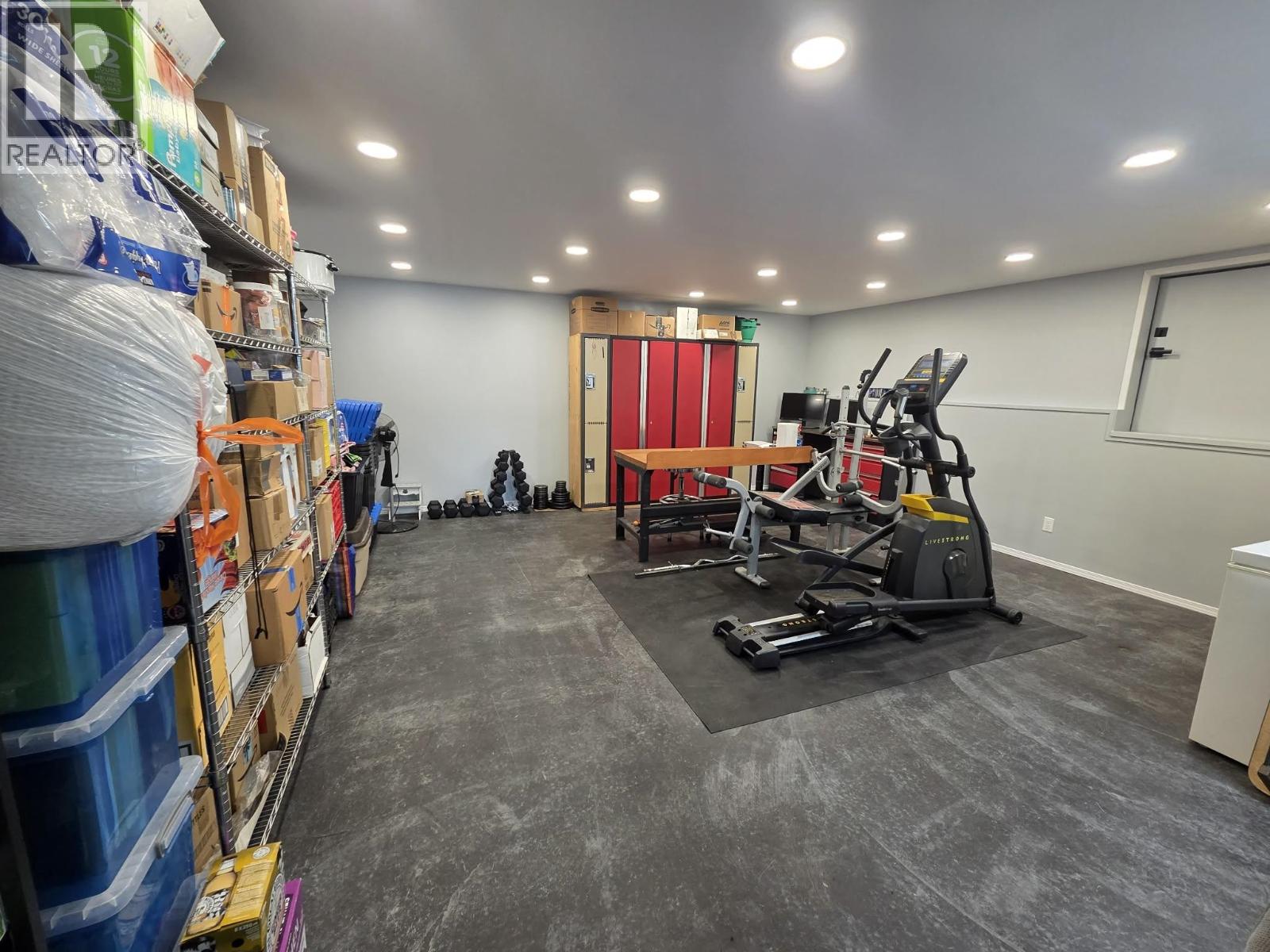 3822 HATTON STREET - 22