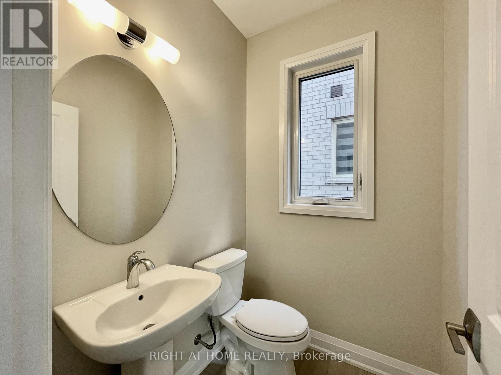 12 SWEET CICELY STREET, Springwater (Midhurst) — photo 3