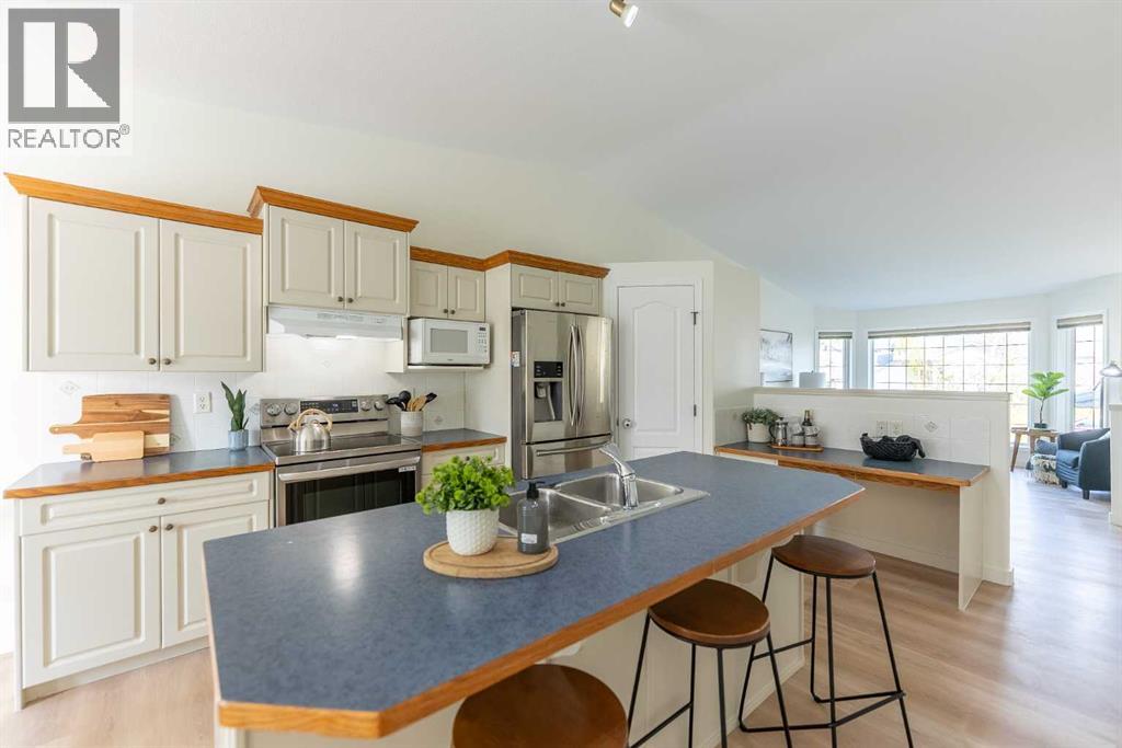 73 Ogilvie Close - 9