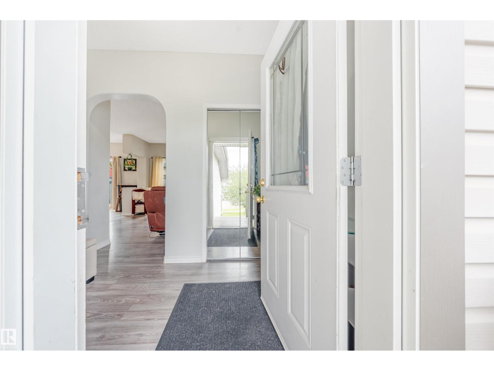 37 BIRCHMONT CR - Image 11