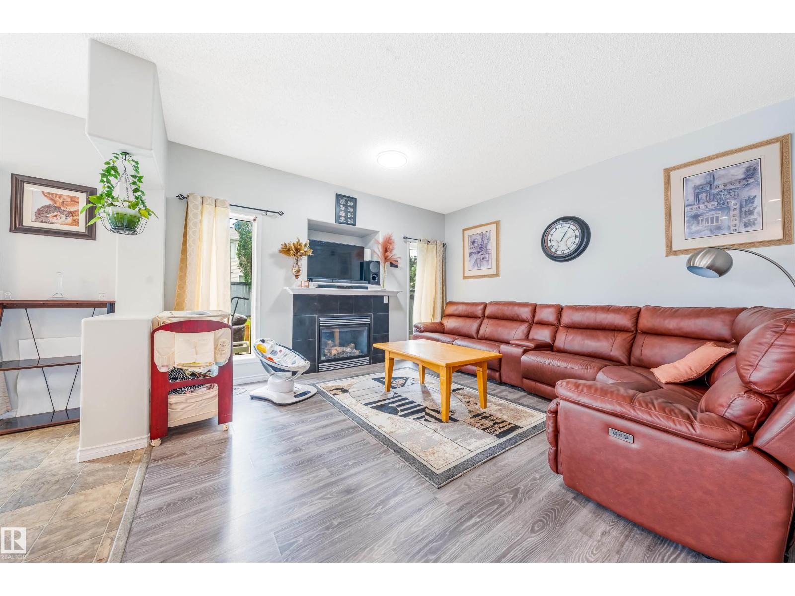 37 BIRCHMONT CR - 14