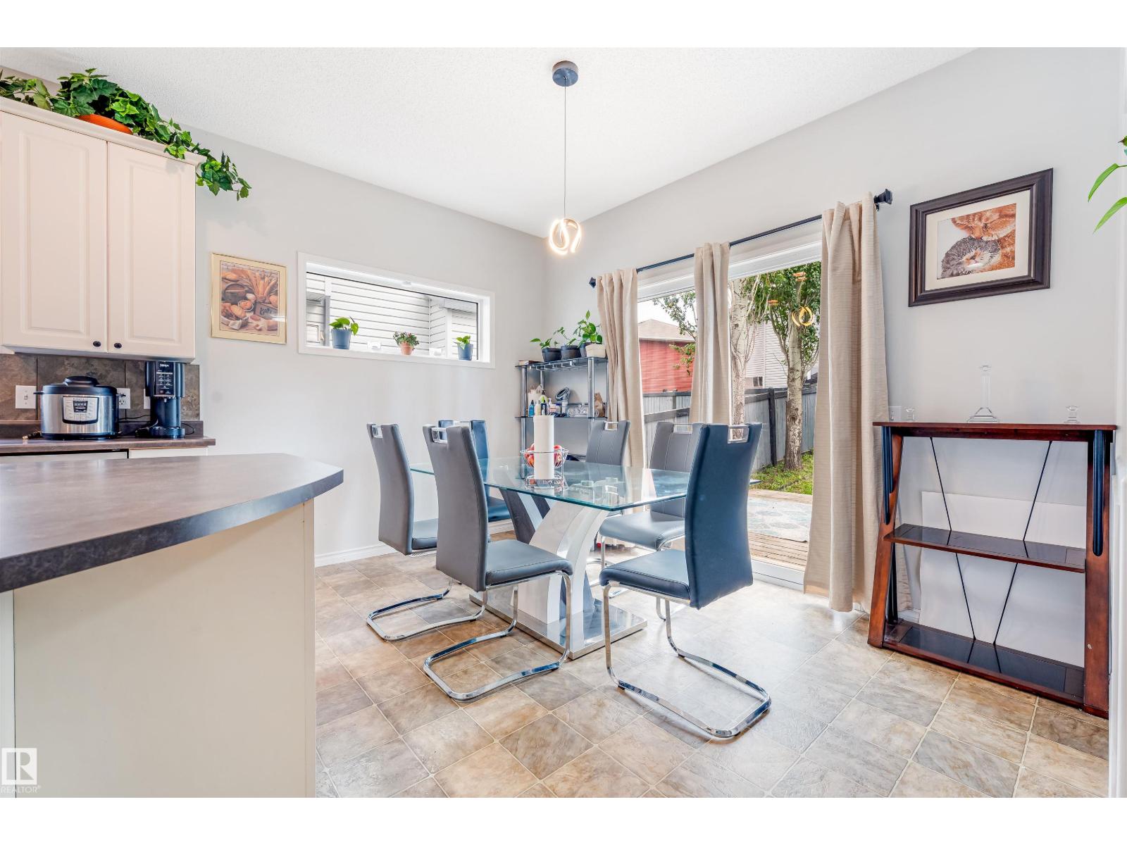 37 BIRCHMONT CR - 15