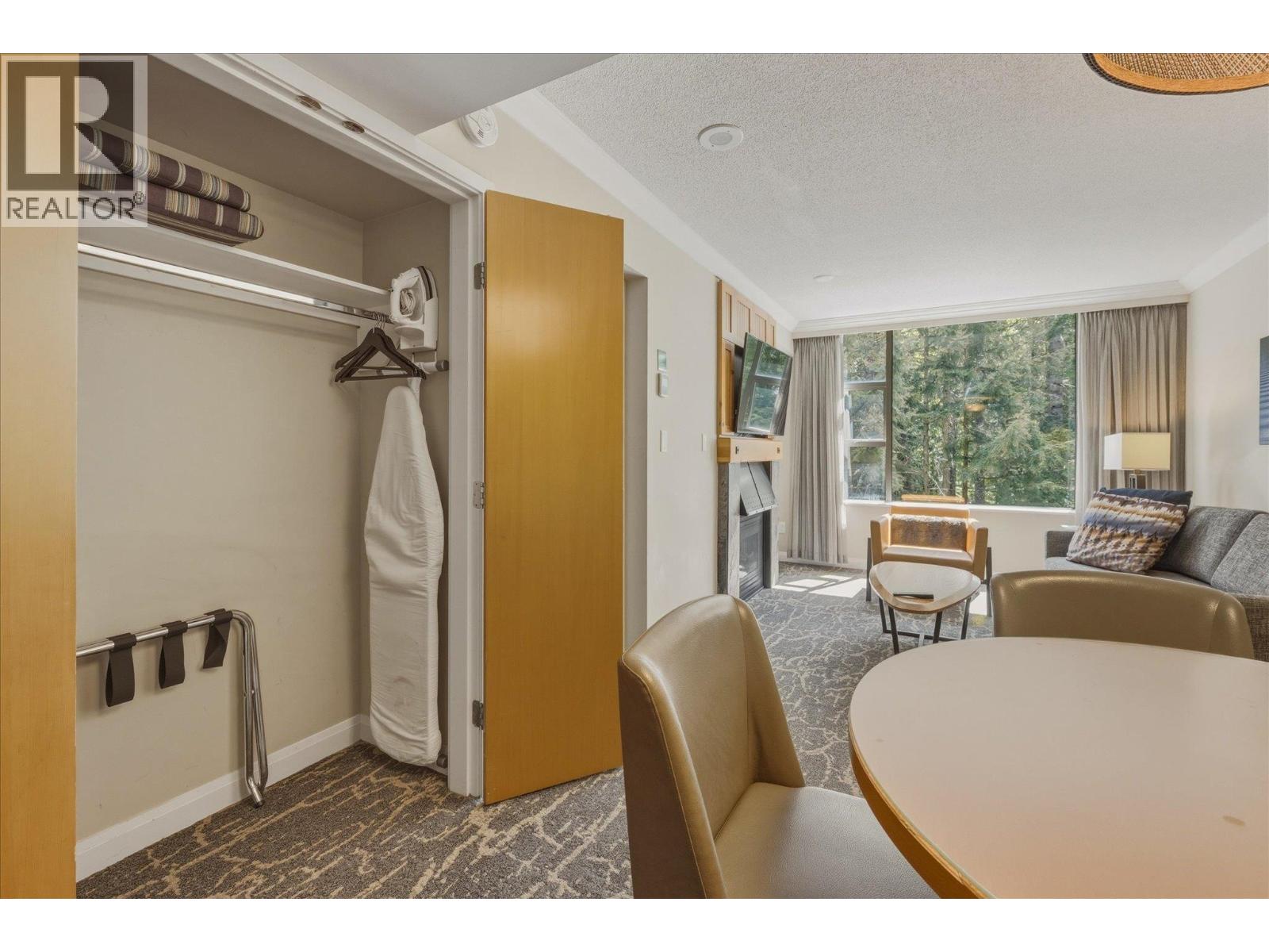 871/872 4090 WHISTLER WAY, Whistler