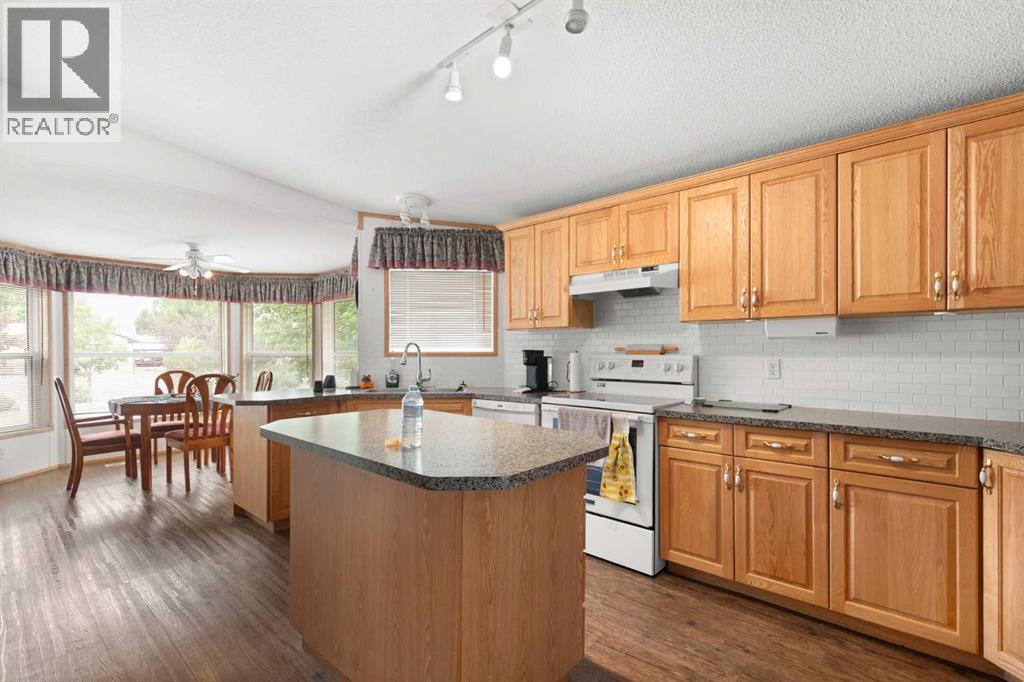 1600 Strachan Road Southeast - Photo 13