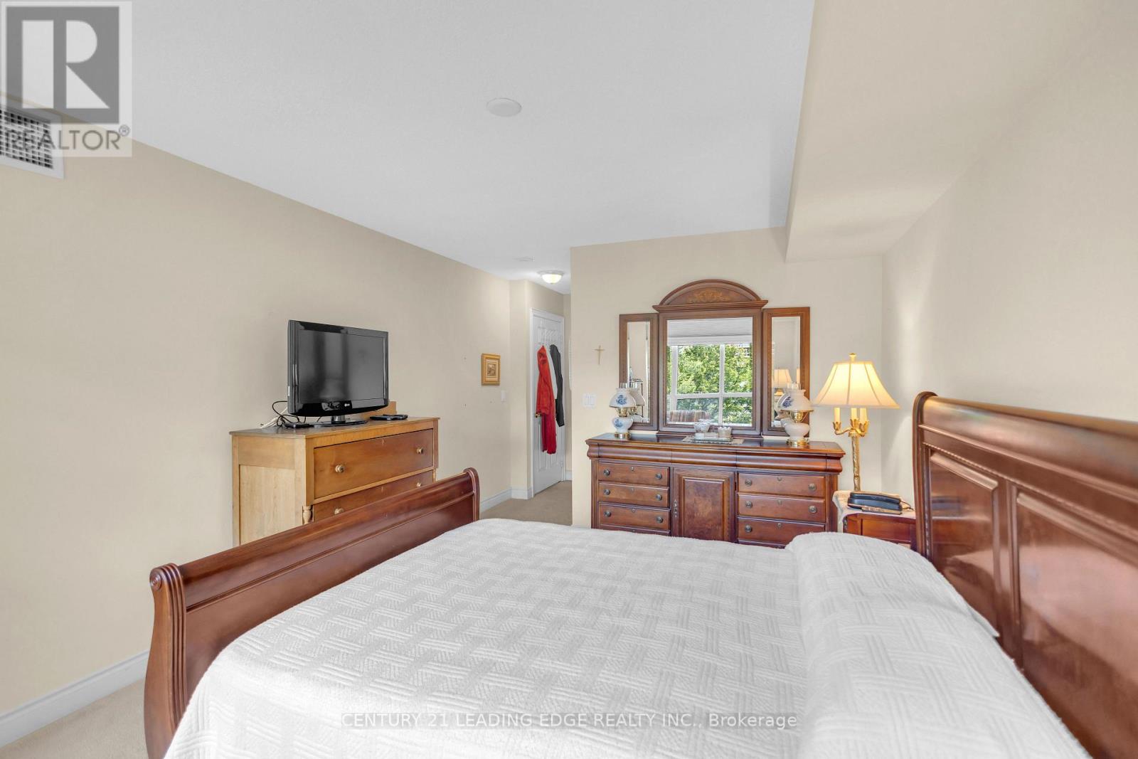 #403 442 MAPLE AVE AVENUE - 19