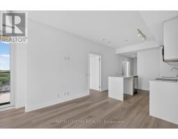 910 - 1660 Bloor Street W, Toronto, ON M6P0C6 Photo 12