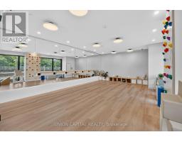 910 - 1660 Bloor Street W, Toronto, ON M6P0C6 Photo 32