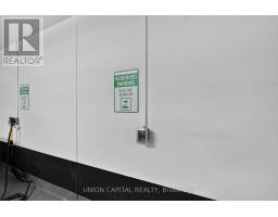 910 - 1660 Bloor Street W, Toronto, ON M6P0C6 Photo 34
