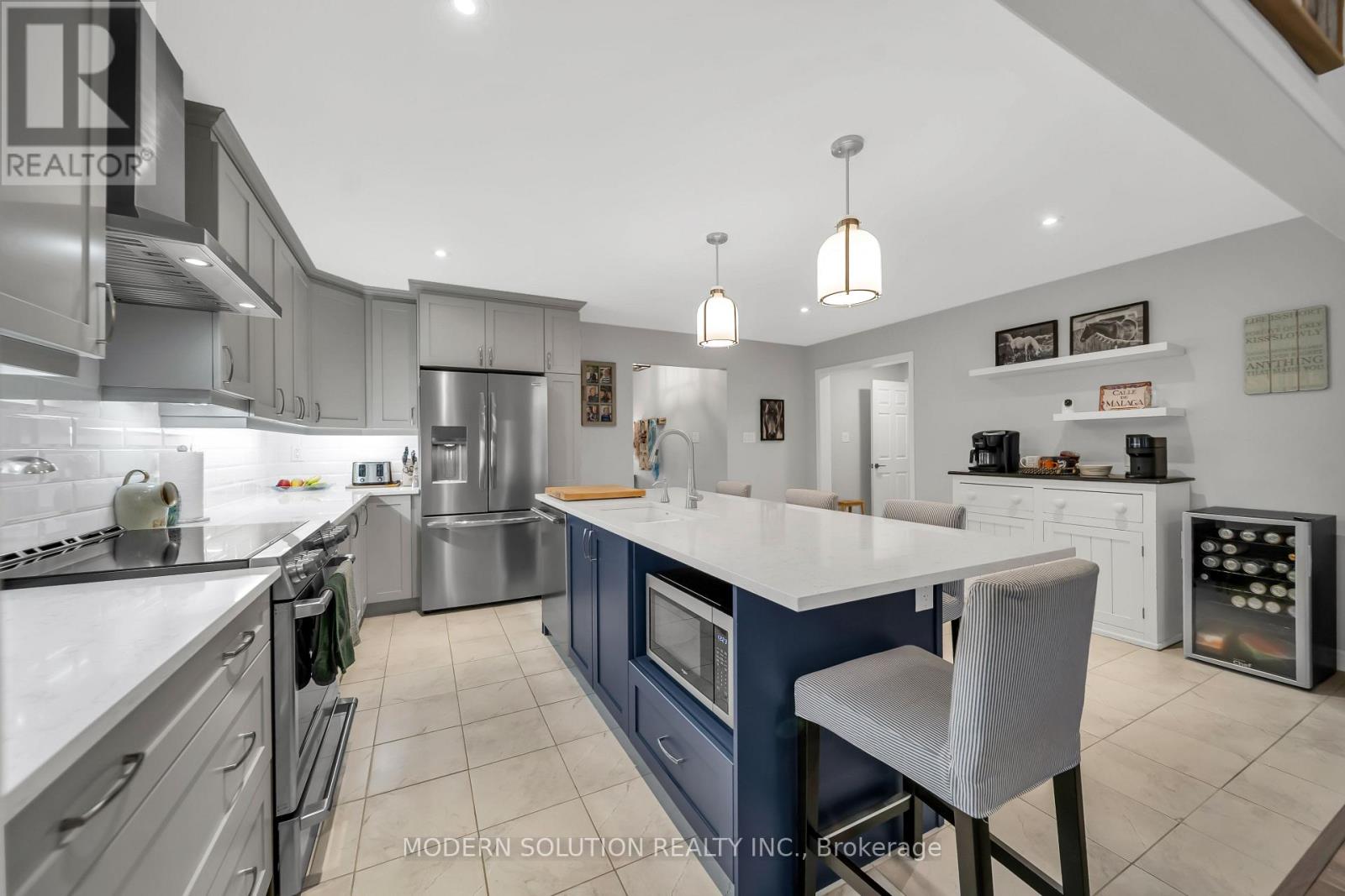 16 STOTHER CRESCENT - 12
