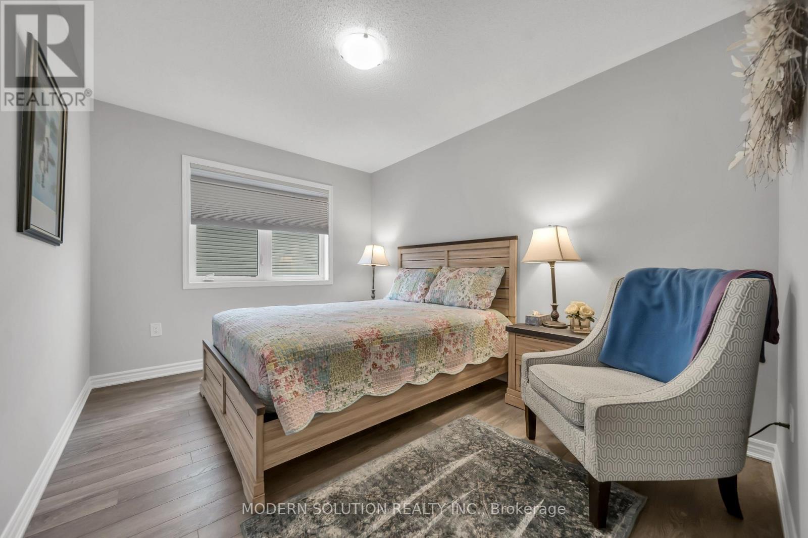 16 STOTHER CRESCENT - 37