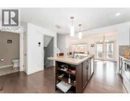 Bedroom - 562 River Heights Crescent, Cochrane, AB T4C0T8 Photo 9