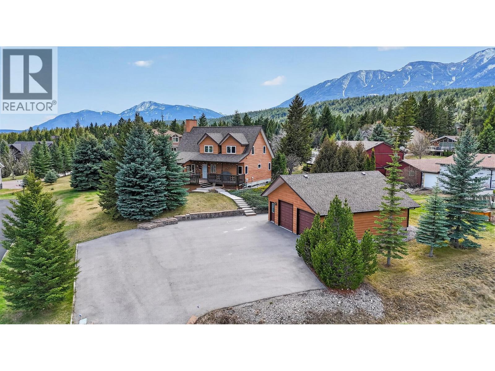 4484 Spruce Bay - 2