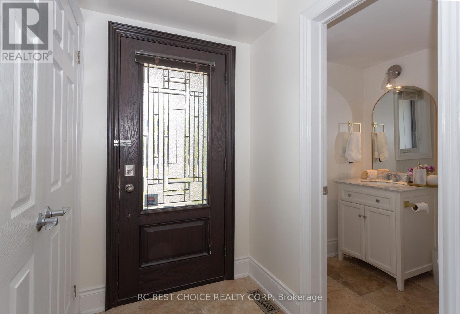 68 CARRON AVENUE, Vaughan (Maple) — photo 3