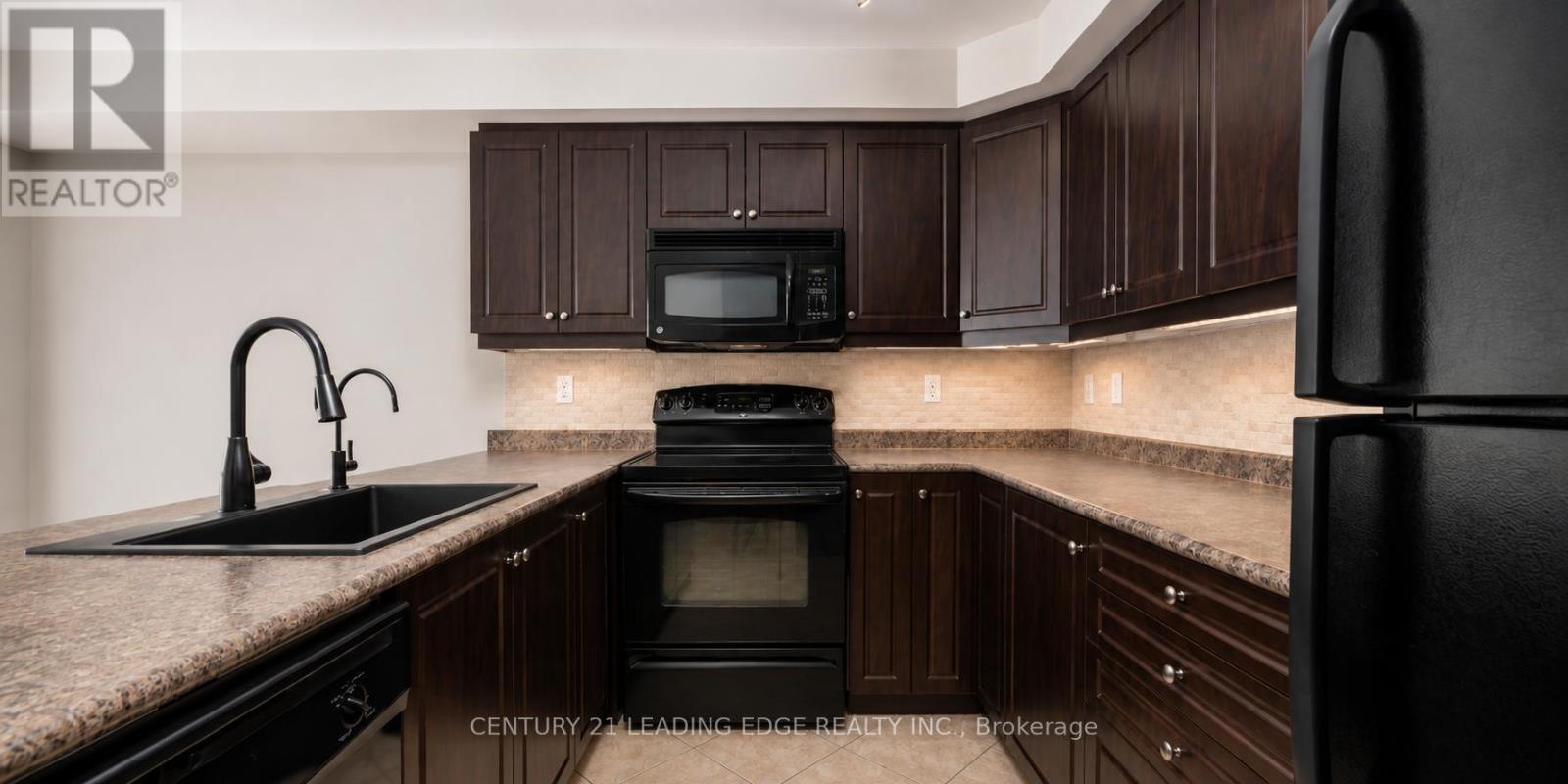 26 DUNCAN AVENUE - 7