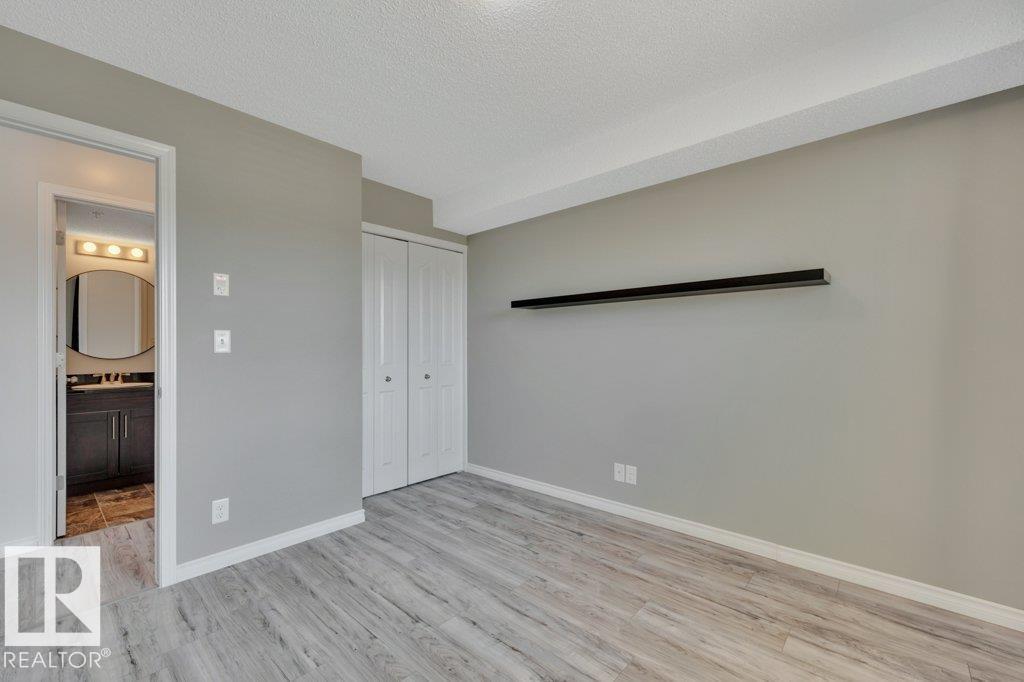#201 534 WATT BV SW - 25