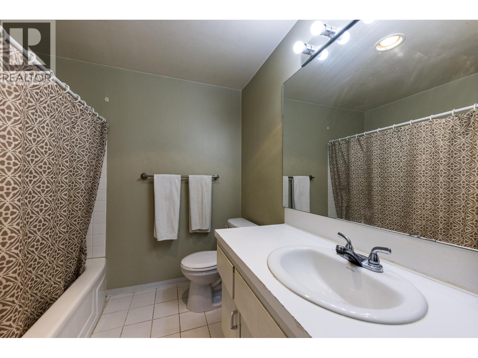 705 2187 BELLEVUE AVENUE, West Vancouver