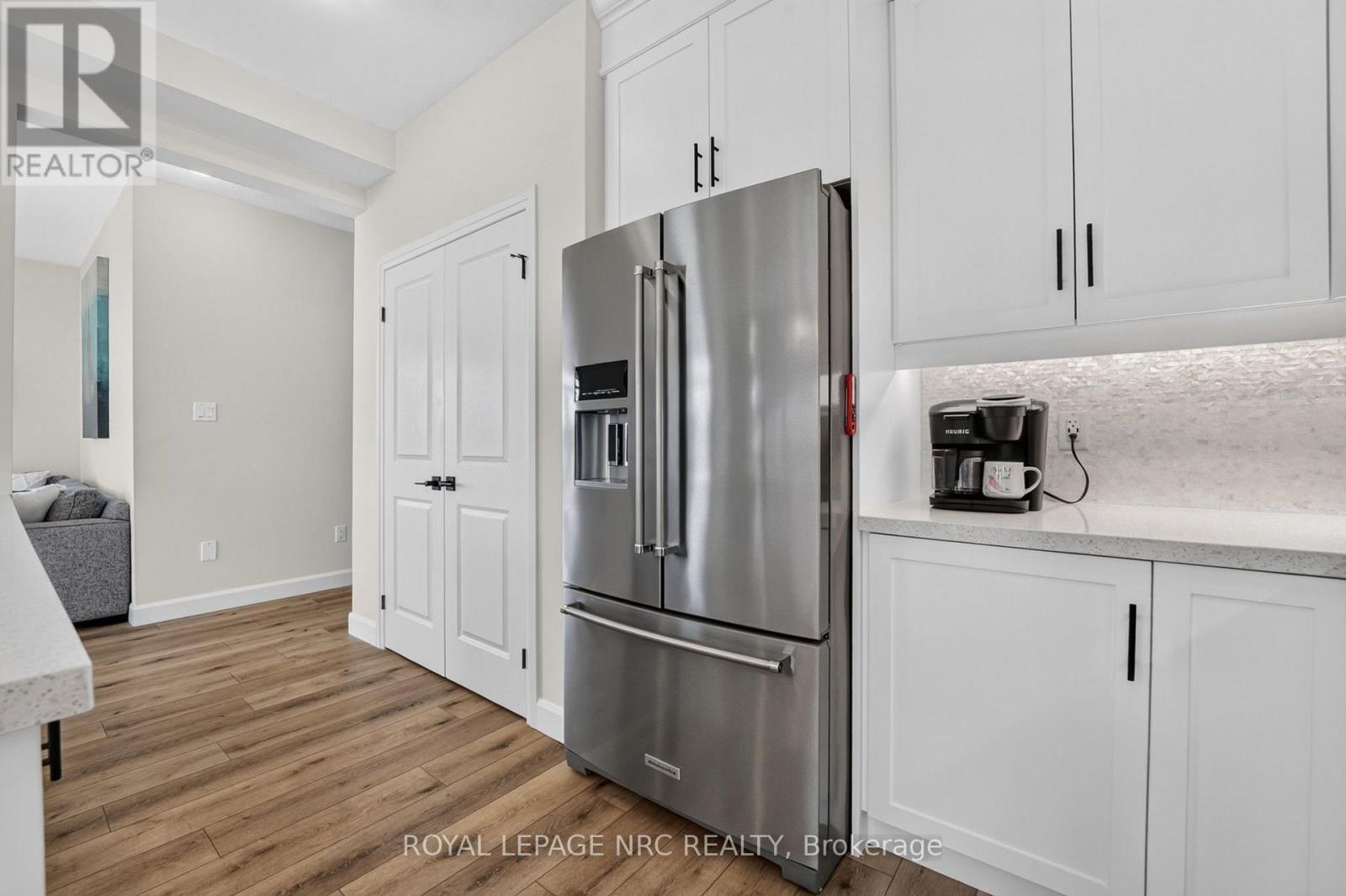 2 BEACHWALK CRESCENT - Image 12
