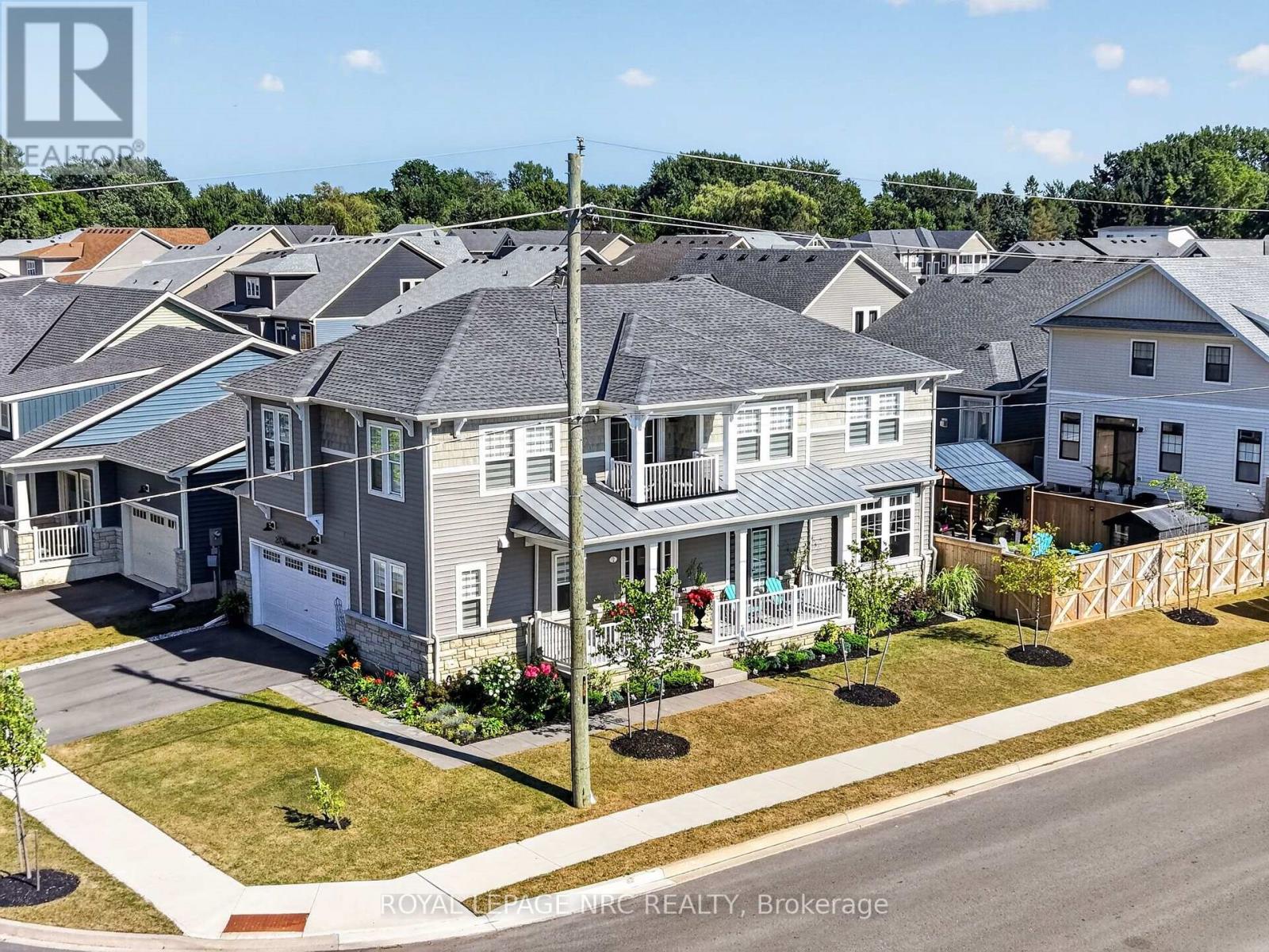 2 BEACHWALK CRESCENT - 2