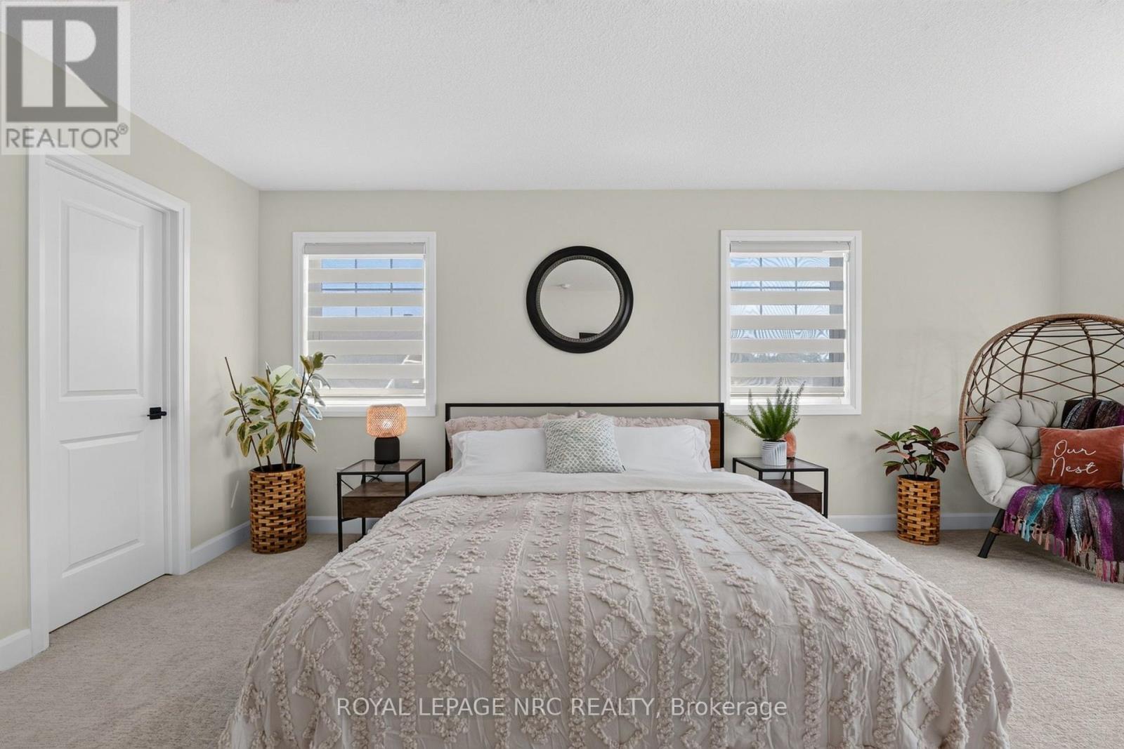2 BEACHWALK CRESCENT - 24